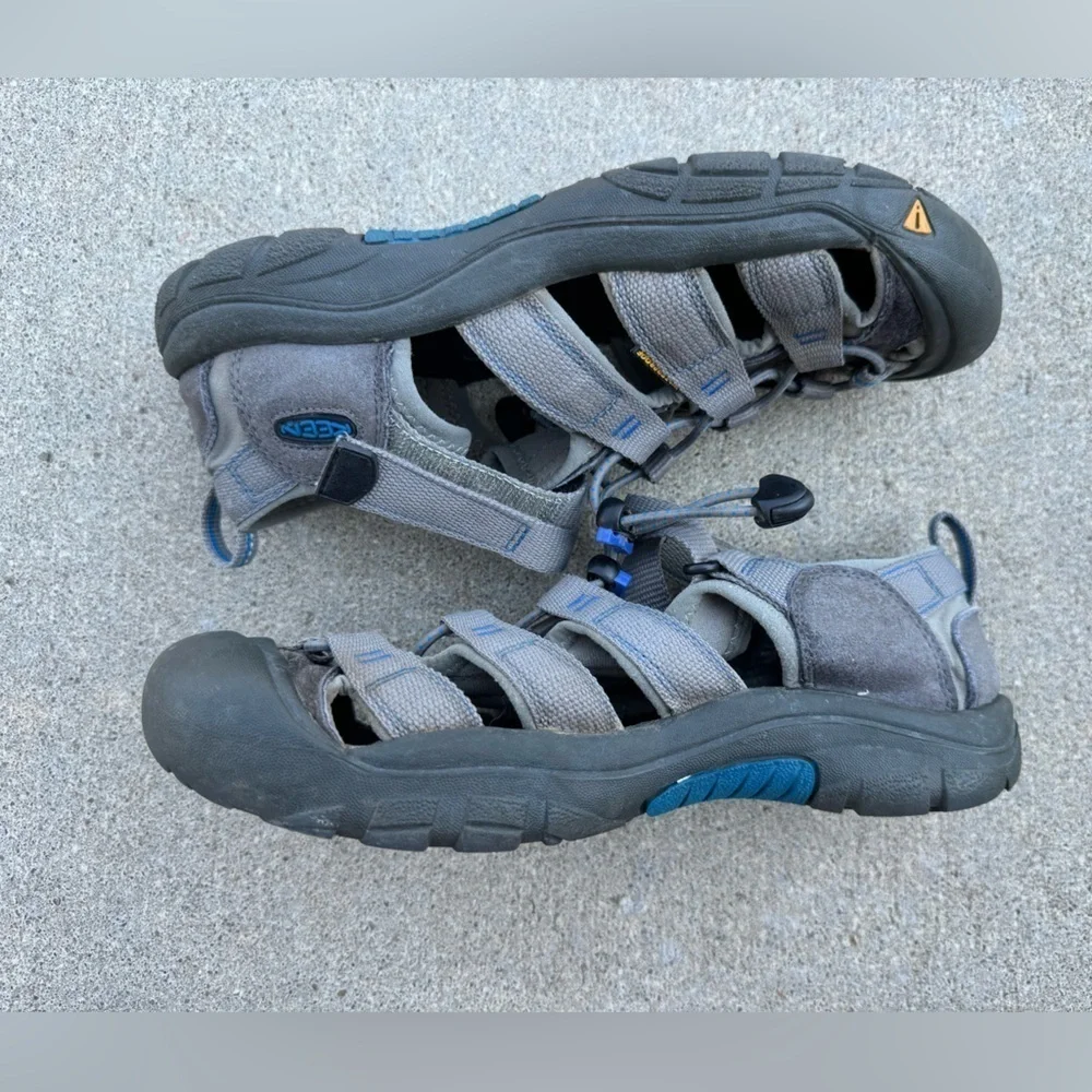 Keen Closed Toe Waterproof Sandals Adjustable Gray Size 6